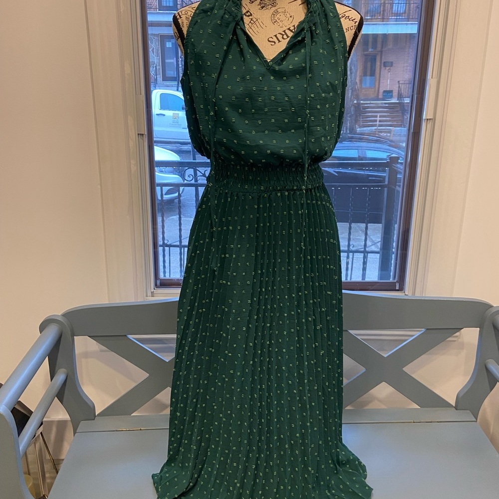Women's Green Midi Dress with Smocked Waist